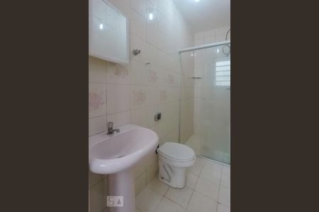 Casa à venda com 90m², 3 quartos e sem vagaBanheiro