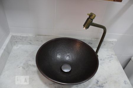 Apartamento para alugar com 35m², 1 quarto e sem vagaBanheiro - Pia