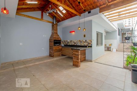 Casa à venda com 190m², 4 quartos e 1 vaga Casa à venda com 190m², 4 quartos e 1 vagaChurrasqueira