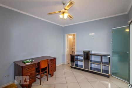 Casa à venda com 190m², 4 quartos e 1 vaga Casa à venda com 190m², 4 quartos e 1 vagaEscritório