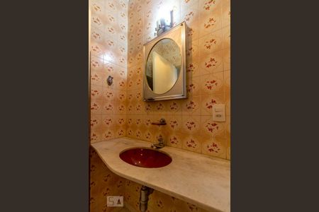 Casa à venda com 190m², 4 quartos e 1 vaga Casa à venda com 190m², 4 quartos e 1 vagaBanheiro 2