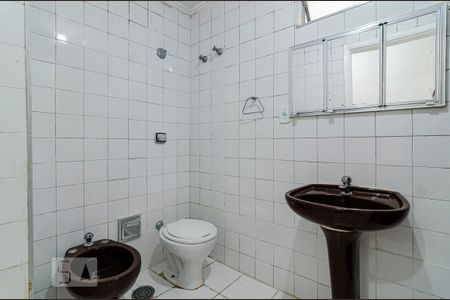 Apartamento para alugar com 132m², 3 quartos e 1 vaga Apartamento para alugar com 132m², 3 quartos e 1 vagaBanheiro 1