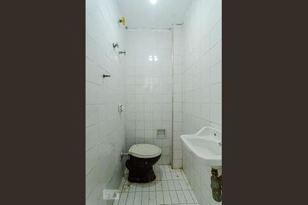 Apartamento para alugar com 132m², 3 quartos e 1 vaga Apartamento para alugar com 132m², 3 quartos e 1 vagaBanheiro de serviço