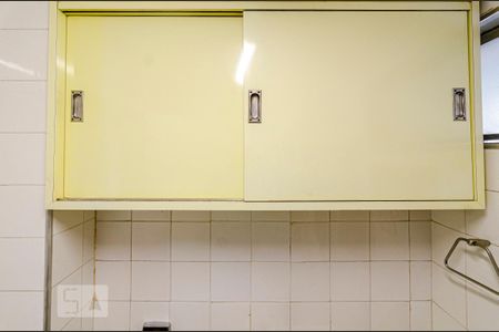 Apartamento para alugar com 132m², 3 quartos e 1 vaga Apartamento para alugar com 132m², 3 quartos e 1 vagaArmário
