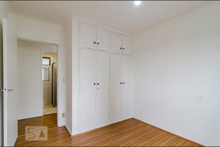 Apartamento para alugar com 132m², 3 quartos e 1 vaga Apartamento para alugar com 132m², 3 quartos e 1 vagaQuarto 3