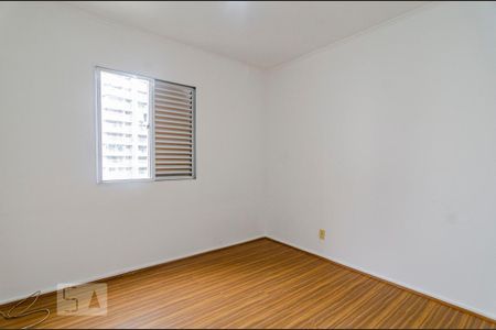 Apartamento para alugar com 132m², 3 quartos e 1 vaga Apartamento para alugar com 132m², 3 quartos e 1 vagaQuarto 2
