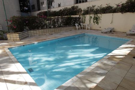 Apartamento para alugar com 55m², 1 quarto e 1 vagaPiscina