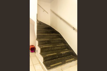 Escadas de casa à venda com 3 quartos, 105m² em Nova Piraju, São Paulo