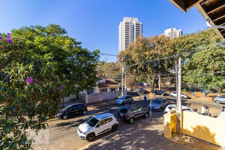 Casa à venda com 186m², 5 quartos e 6 vagas Casa à venda com 186m², 5 quartos e 6 vagasVista do quarto 5