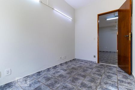 Casa à venda com 186m², 5 quartos e 6 vagas Casa à venda com 186m², 5 quartos e 6 vagasEscritório