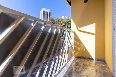 Casa à venda com 186m², 5 quartos e 6 vagas Casa à venda com 186m², 5 quartos e 6 vagasQuarto 5 - Sacada