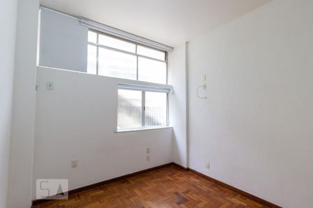 Quarto de apartamento à venda com 1 quarto, 40m² em Catete, Rio de Janeiro