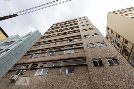Apartamento à venda com 40m², 1 quarto e sem vaga Apartamento à venda com 40m², 1 quarto e sem vagaFachada