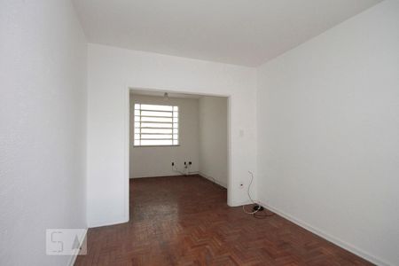Sala de Apartamento com 1 quarto, 67m² Centro