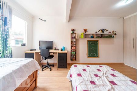 Casa à venda com 280m², 3 quartos e 2 vagasQuarto 2