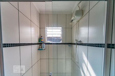 Casa à venda com 280m², 3 quartos e 2 vagasBanheiro 