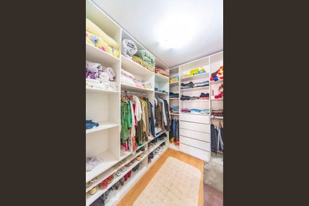Casa à venda com 280m², 3 quartos e 2 vagasCloset do Quarto 3