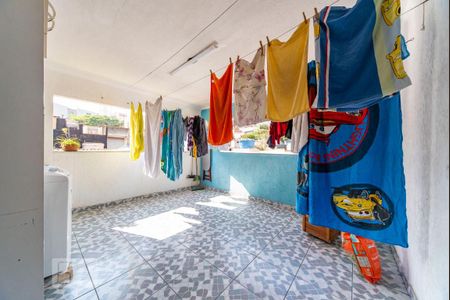 Casa à venda com 280m², 3 quartos e 2 vagasÁrea de Serviço 