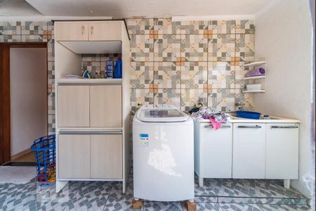 Casa à venda com 280m², 3 quartos e 2 vagasÁrea de Serviço 