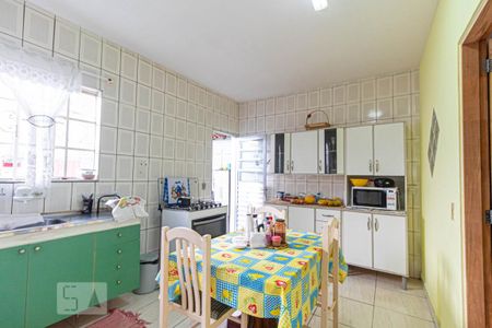 Casa à venda com 350m², 3 quartos e 4 vagasCozinha 1