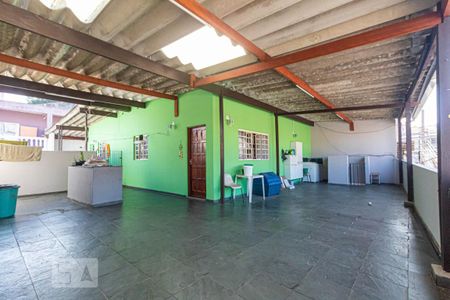 Casa à venda com 350m², 3 quartos e 4 vagasChurrasqueira