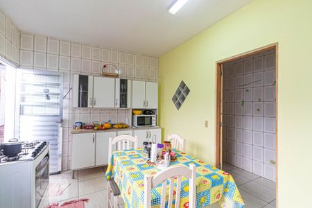 Casa à venda com 350m², 3 quartos e 4 vagasCozinha 1
