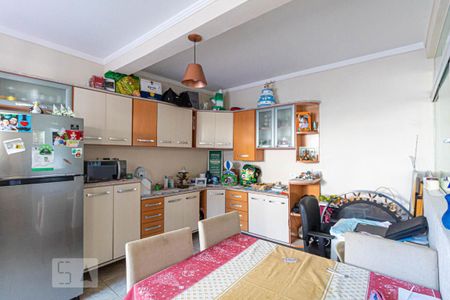 Casa à venda com 350m², 3 quartos e 4 vagasCozinha 2