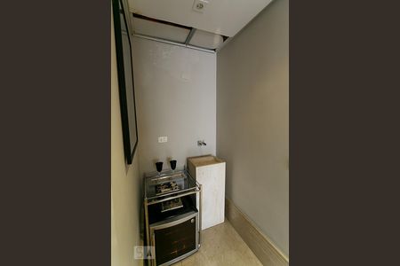Apartamento à venda com 227m², 3 quartos e 2 vagas Apartamento à venda com 227m², 3 quartos e 2 vagaslavatório