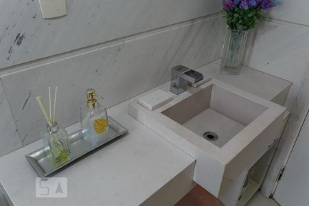 Apartamento à venda com 227m², 3 quartos e 2 vagas Apartamento à venda com 227m², 3 quartos e 2 vagasBanheiro