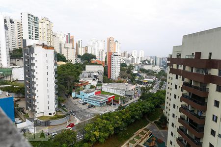 Apartamento à venda com 227m², 3 quartos e 2 vagas Apartamento à venda com 227m², 3 quartos e 2 vagasVista