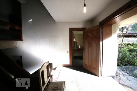 Entrada de casa à venda com 5 quartos, 1300m² em Jardim dos Estados, São Paulo