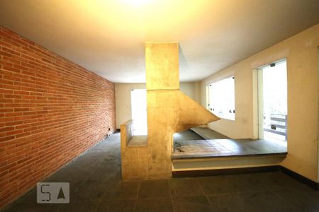 Casa à venda com 1300m², 5 quartos e 6 vagasSala 