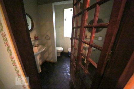 Casa à venda com 1300m², 5 quartos e 6 vagasBanheiro