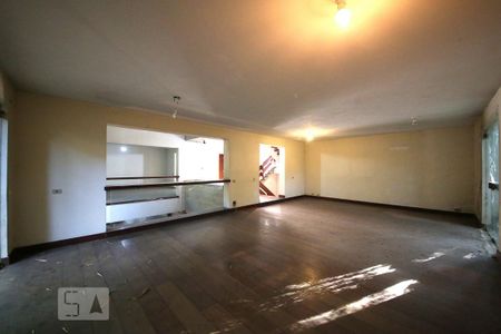 Casa à venda com 1300m², 5 quartos e 6 vagasSala 