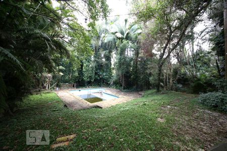 Casa à venda com 1300m², 5 quartos e 6 vagasJardim