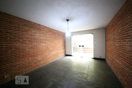 Casa à venda com 1300m², 5 quartos e 6 vagasSala