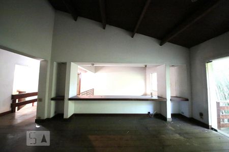 Casa à venda com 1300m², 5 quartos e 6 vagasSala 