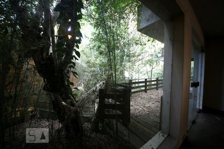 Casa à venda com 1300m², 5 quartos e 6 vagasSala - Terraço