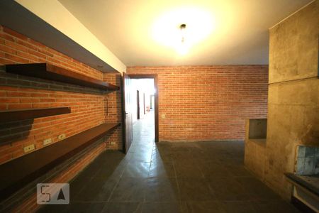 Casa à venda com 1300m², 5 quartos e 6 vagasSala 