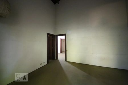 Casa à venda com 1300m², 5 quartos e 6 vagasSuíte 3