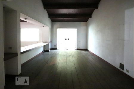 Casa à venda com 1300m², 5 quartos e 6 vagasSala 