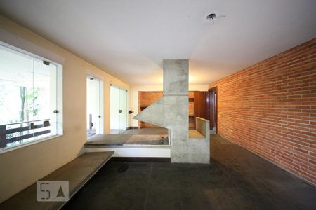 Casa à venda com 1300m², 5 quartos e 6 vagasSala 