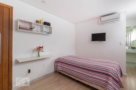 Apartamento à venda com 120m², 4 quartos e 2 vagasQuarto