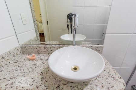 Lavabo de apartamento à venda com 4 quartos, 120m² em Ouro Preto, Belo Horizonte