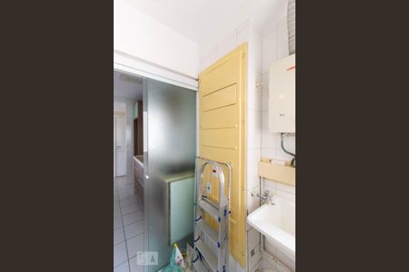 Apartamento para alugar com 57m², 3 quartos e 1 vagaÁrea de Serviço