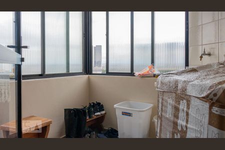 Apartamento à venda com 110m², 3 quartos e 2 vagasLavanderia