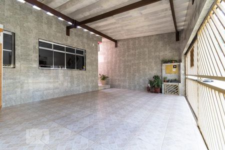Casa à venda com 175m², 3 quartos e 3 vagasGaragem