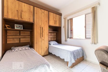 Casa à venda com 175m², 3 quartos e 3 vagasQuarto 2