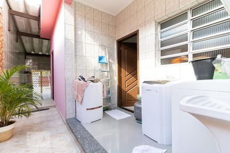Casa à venda com 175m², 3 quartos e 3 vagasLavanderia