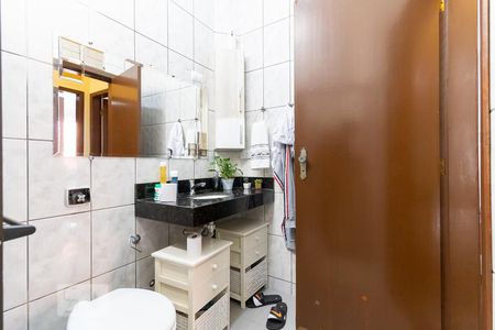 Casa à venda com 175m², 3 quartos e 3 vagasBanheiro Social